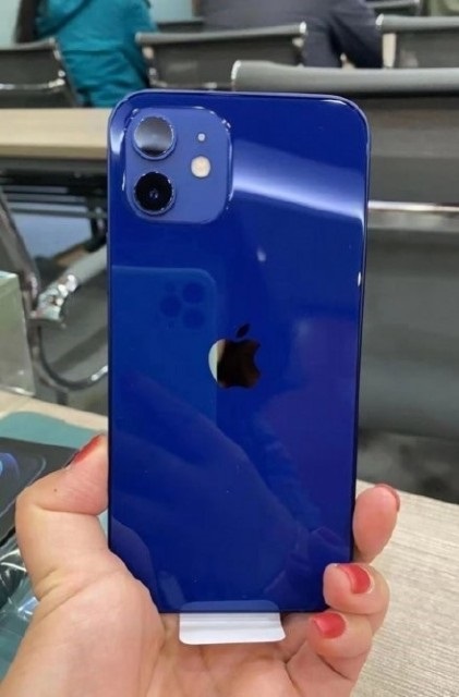 iPhone 12 蓝色实物是什么样，真的不好看吗？
